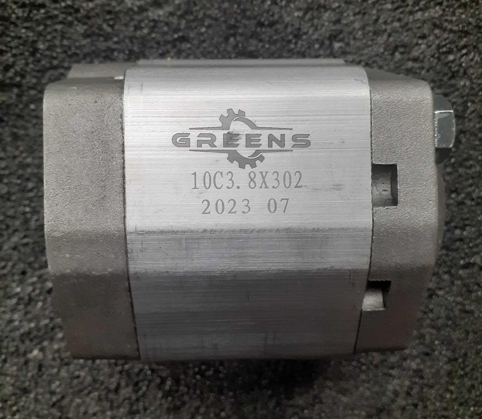 10C3,8X302 HYDRAULIC GEAR PUMP
