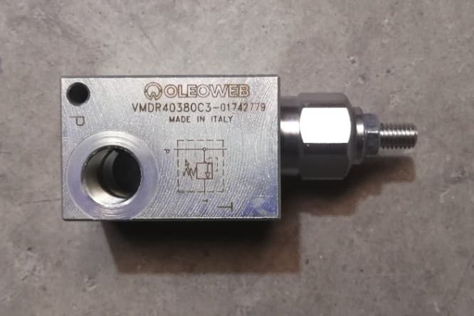 PRESSURE REGULATION VALVE