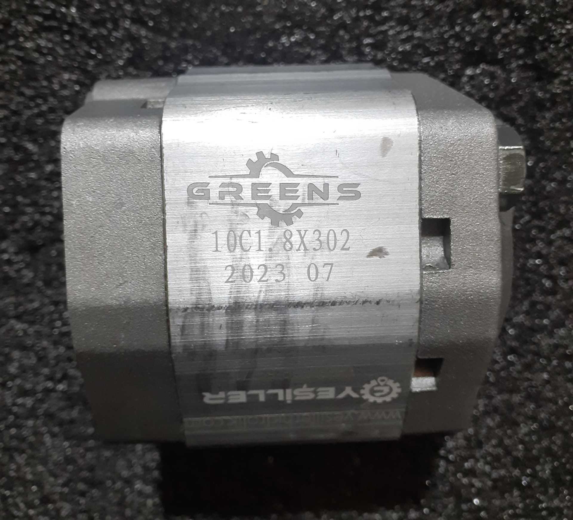 10C1,8X302 HYDRAULIC GEAR PUMP