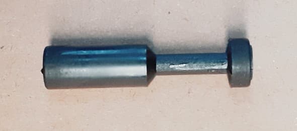 PLUG 10